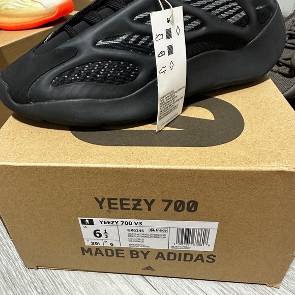 Yeezy Black Sneakers with Chunky Design and Sculpted Midsole
